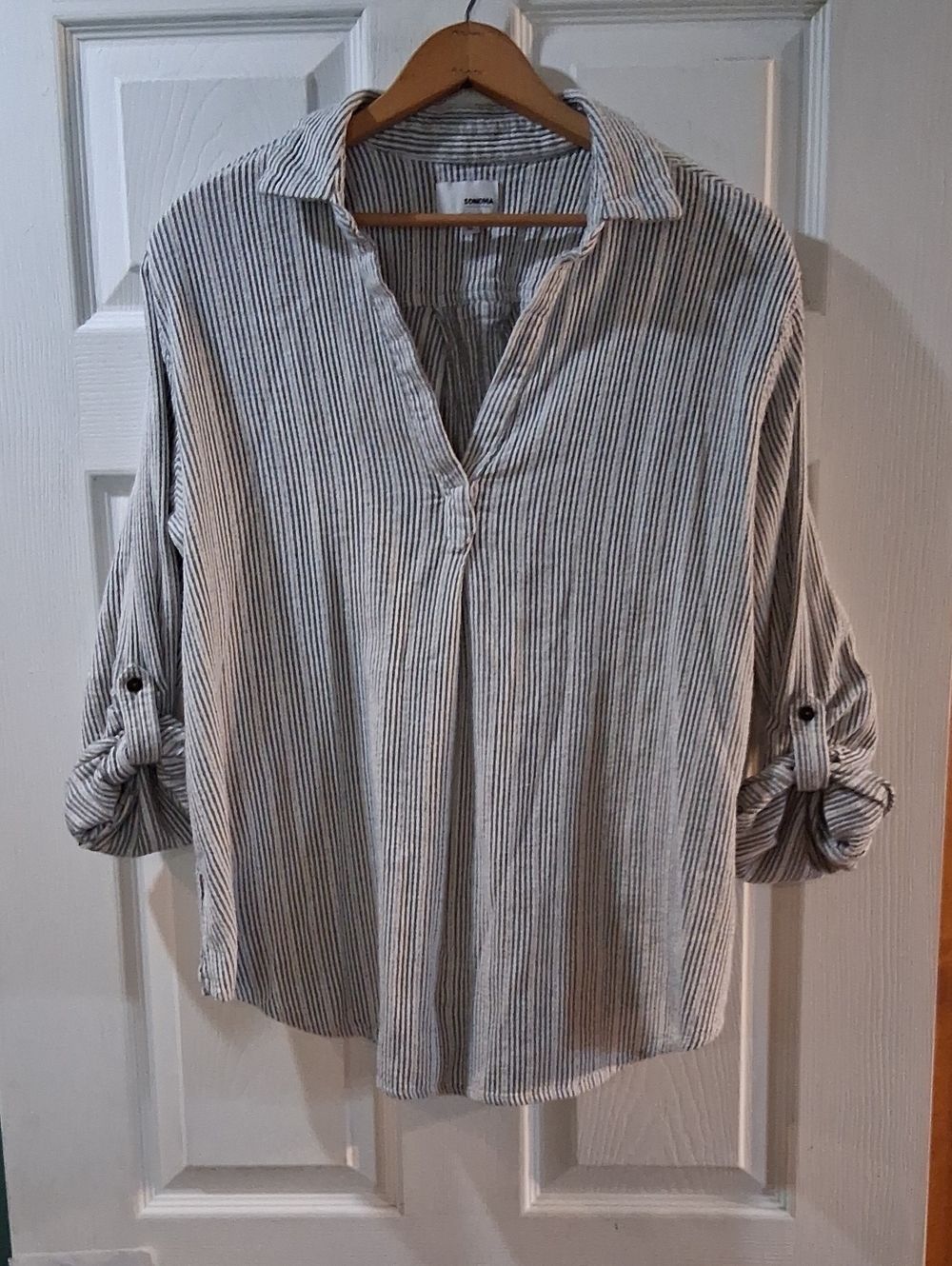Sonoma Lightweight Striped V-Neck Roll-Sleeve Top - White/Black Textured